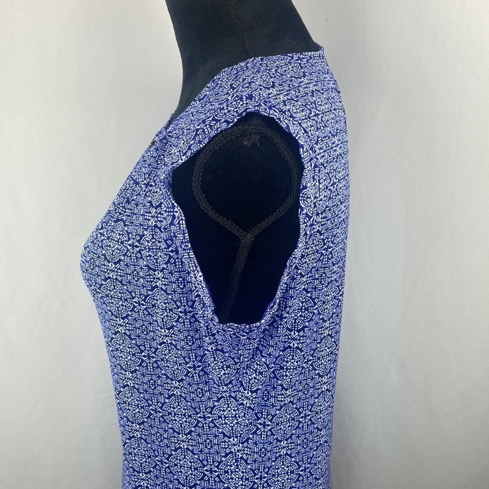 The Limited Blue Printed Sheer Blouse - Picture 5 of 8